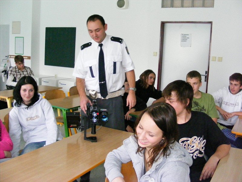 Beseda s Policií ČR - 9.r.